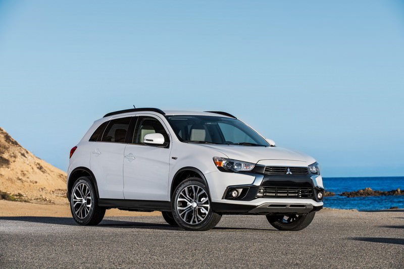 Mitsubishi  Outlander Sport Los Angeles’ta Sahne Aldı