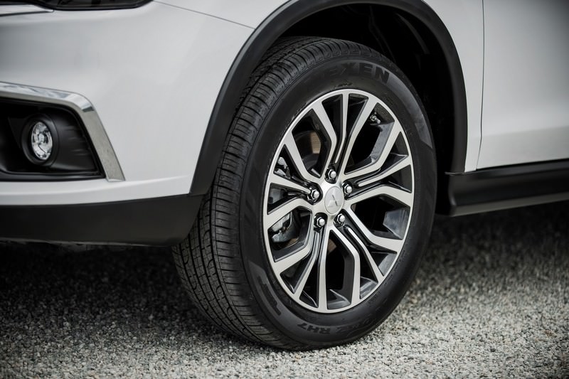 Mitsubishi  Outlander Sport Los Angeles’ta Sahne Aldı