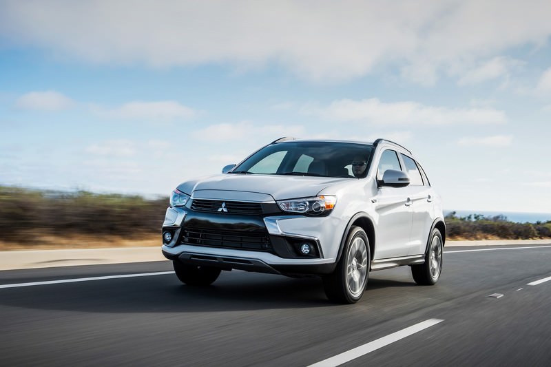 Mitsubishi  Outlander Sport Los Angeles’ta Sahne Aldı