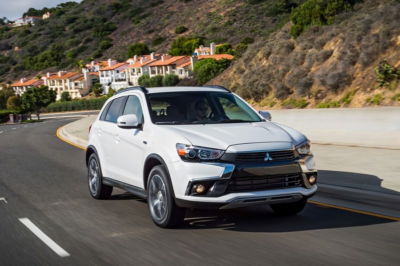 Mitsubishi  Outlander Sport Los Angeles’ta Sahne Aldı