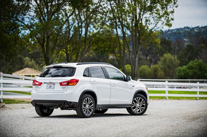 Mitsubishi  Outlander Sport Los Angeles’ta Sahne Aldı