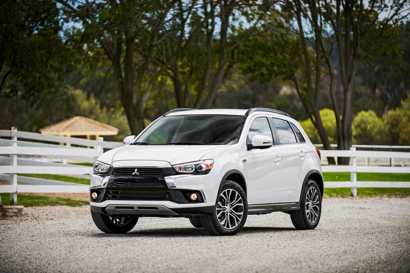 Mitsubishi  Outlander Sport Los Angeles’ta Sahne Aldı