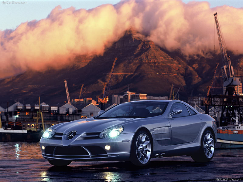 Yeni SLR 2018’de Tanıtılabilir