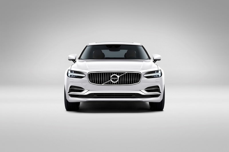 Volvo S90’ın Örtüsü Kalktı