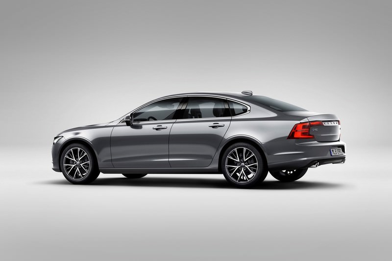 Volvo S90’ın Örtüsü Kalktı