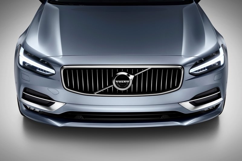 Volvo S90’ın Örtüsü Kalktı