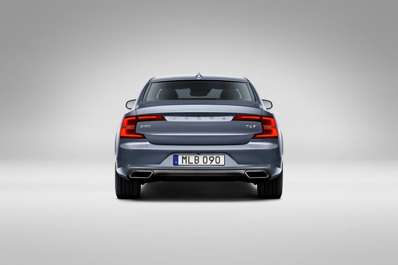 Volvo S90’ın Örtüsü Kalktı