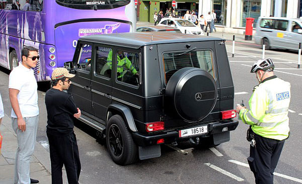 Arap Milyarderler Otomobillerini Özel Kargo Uçaklarıyla Getiriyor