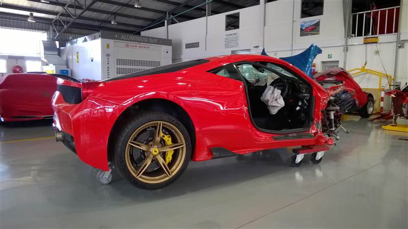 Kazalı Ferrari 200 Bin Dolara Alıcısını Bekliyor