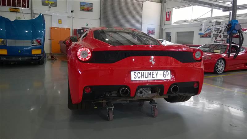 Kazalı Ferrari 200 Bin Dolara Alıcısını Bekliyor
