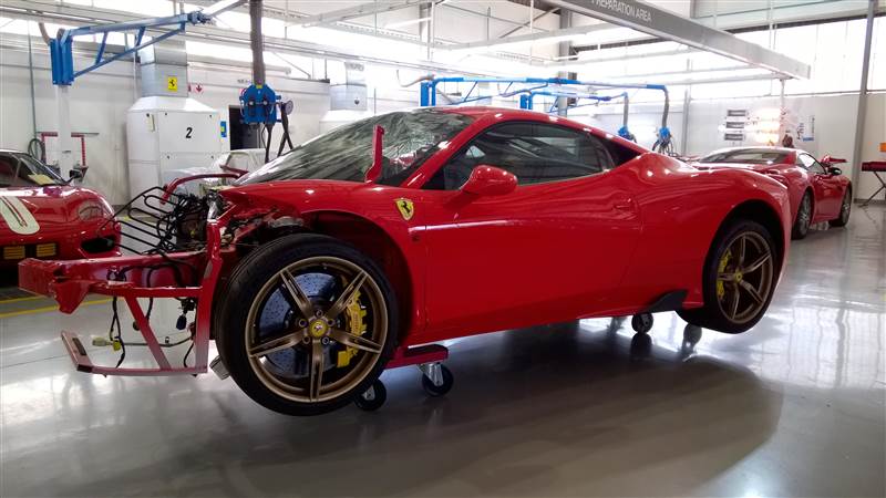 Kazalı Ferrari 200 Bin Dolara Alıcısını Bekliyor