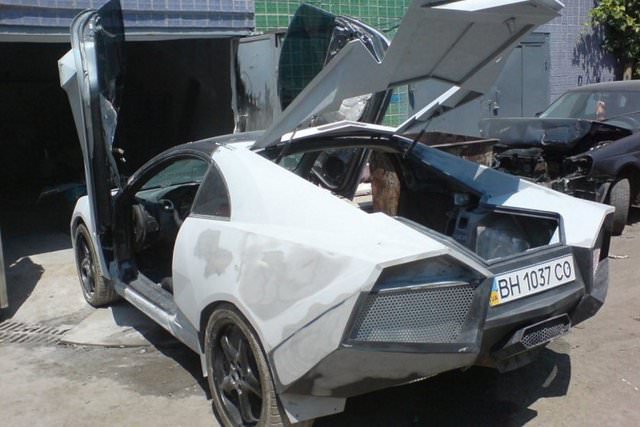 Lamborghini Aventador Nasıl Yapılır?