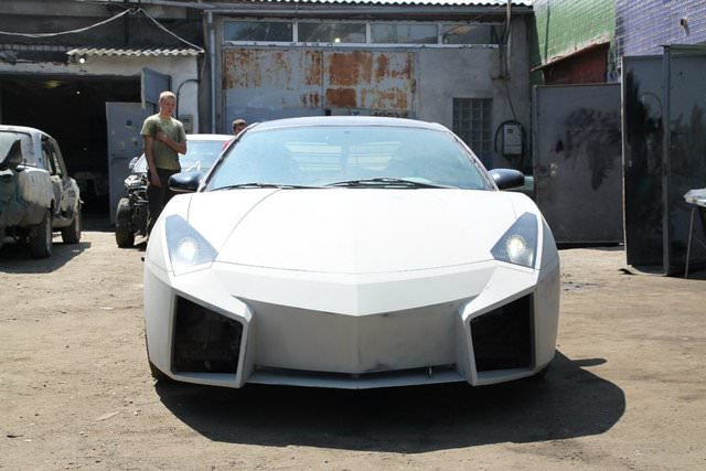 Lamborghini Aventador Nasıl Yapılır?
