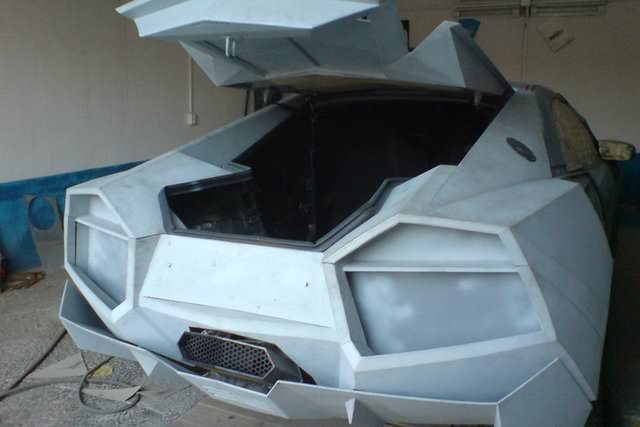 Lamborghini Aventador Nasıl Yapılır?