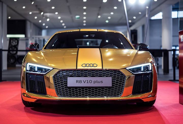 Altın Kaplı Audi R8