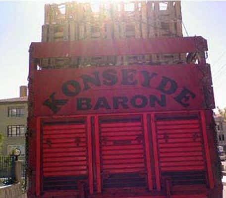 Şaşırtan Araç Arkası Yazılar