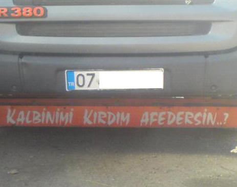 Şaşırtan Araç Arkası Yazılar