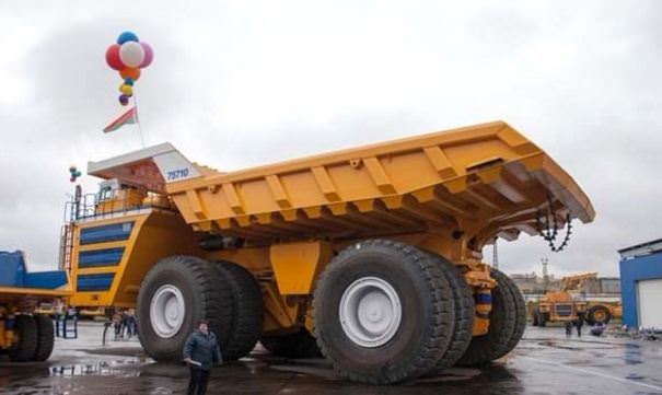 Dünyanın En Büyük Kamyonu