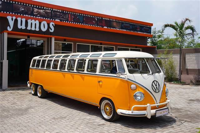 Efsane Minibüs Görenleri Şaşırtıyor