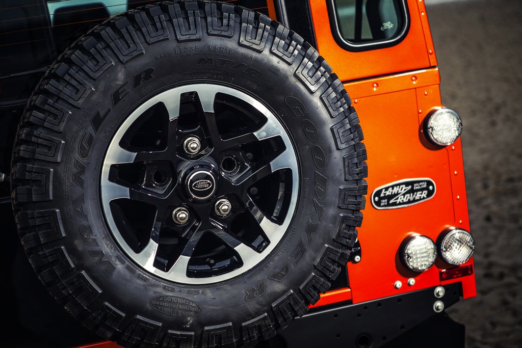 68 Yıllık Defender Devri Kapandı