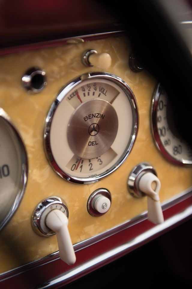 79 Yaşındaki Mercedes 9.9 Milyon Amerikan Doları'na Satıldı