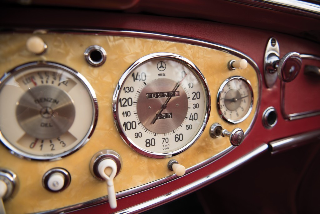 79 Yaşındaki Mercedes 9.9 Milyon Amerikan Doları'na Satıldı