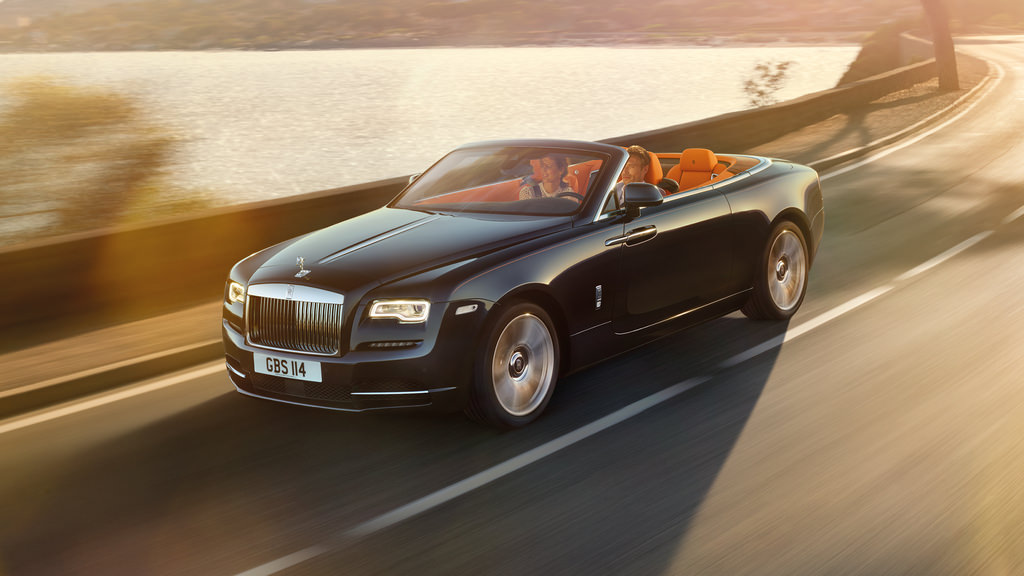 Üretilen İlk Rolls-Royce Dawn 2.2 Milyon TL’ye Satıldı