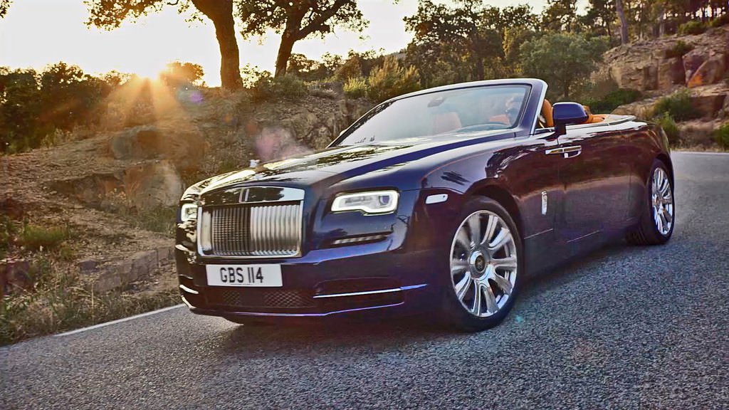 Üretilen İlk Rolls-Royce Dawn 2.2 Milyon TL’ye Satıldı