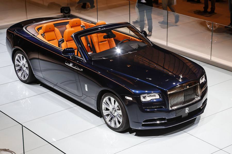 Üretilen İlk Rolls-Royce Dawn 2.2 Milyon TL’ye Satıldı