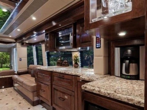 Görenleri Şaşırtan Karavanlar