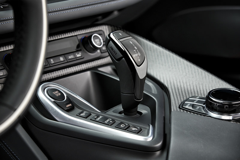 BMW i8 Protonic Red Edition Cenevre’de Sahne Alacak