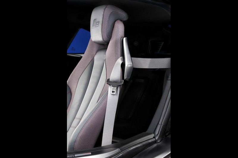 BMW i8 Protonic Red Edition Cenevre’de Sahne Alacak