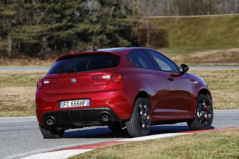 Alfa Romeo Giulietta Yenilendi