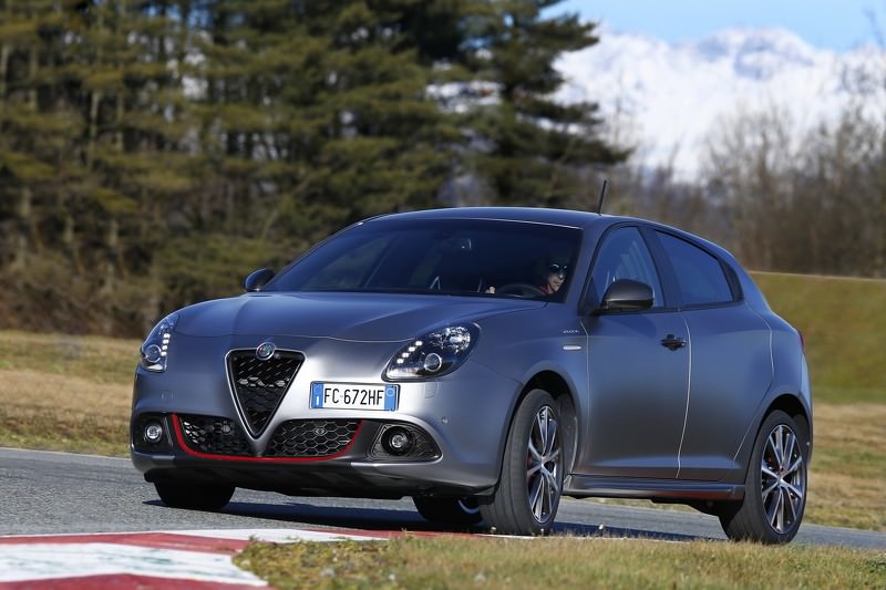 Alfa Romeo Giulietta Yenilendi