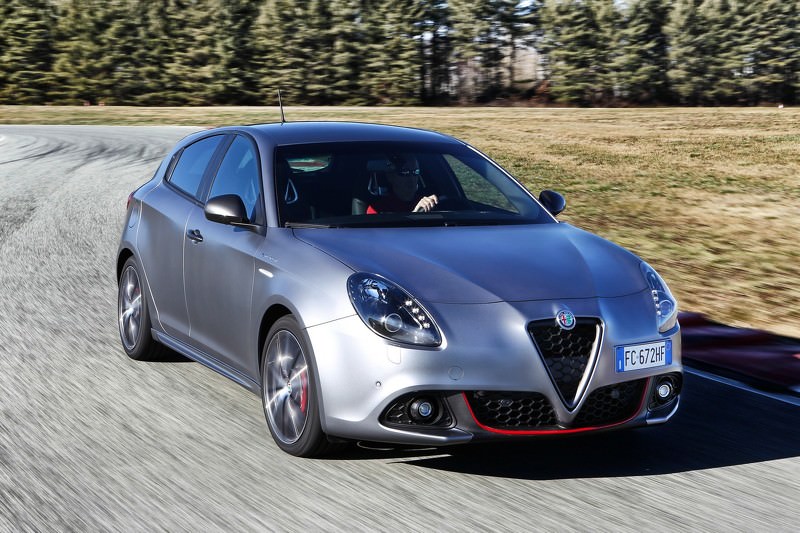 Alfa Romeo Giulietta Yenilendi