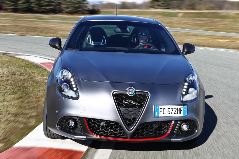 Alfa Romeo Giulietta Yenilendi