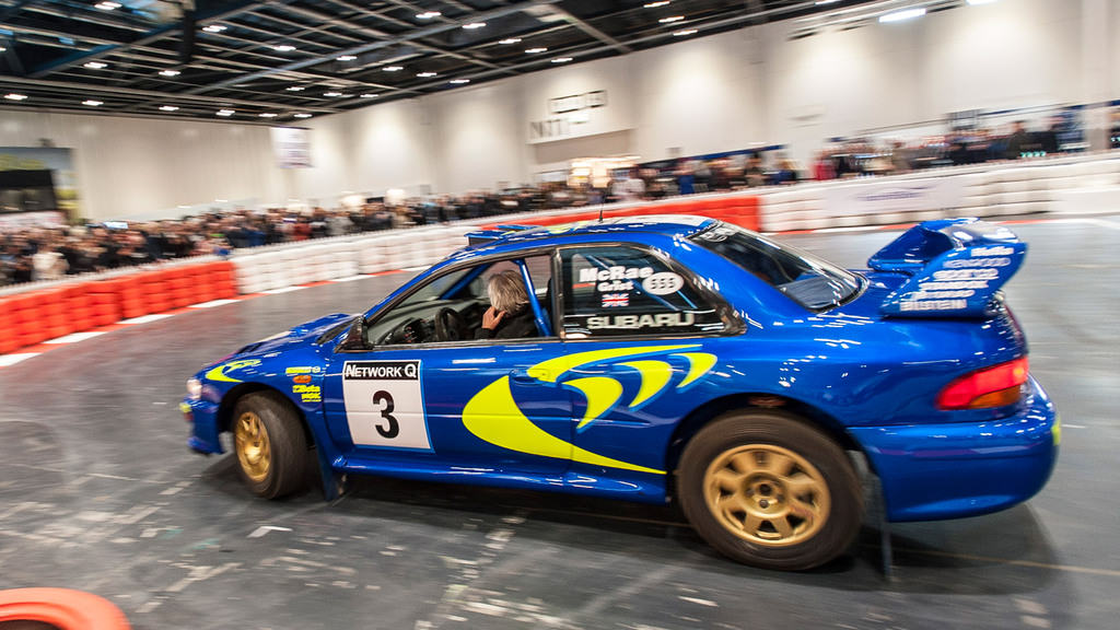 2016 Londra Klasik Otomobil Fuarı’nda Birbirinden Güzel Otomobiller Sergilendi