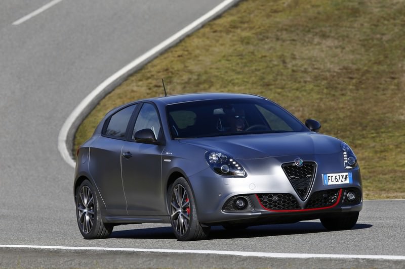 Alfa Romeo Giulietta Yenilendi