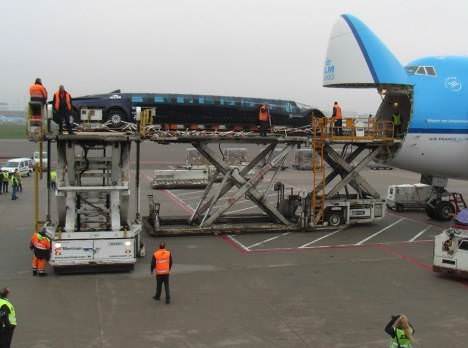 Lamborghini Görünümlü Otobüs