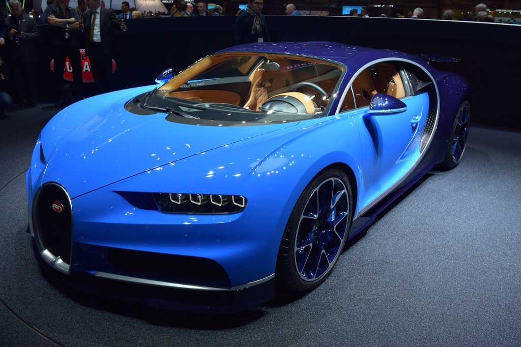 Bugatti Chiron Cenevre’nin Yıldızı