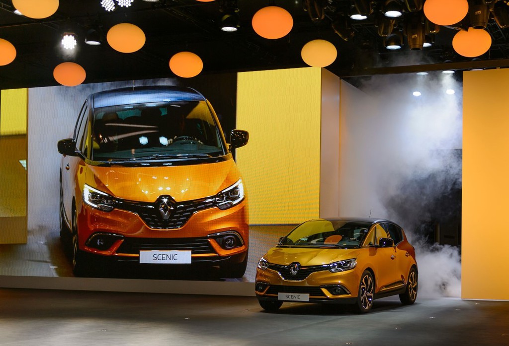 2016 Cenevre Otomobil Fuarı'ndan Görüntüler