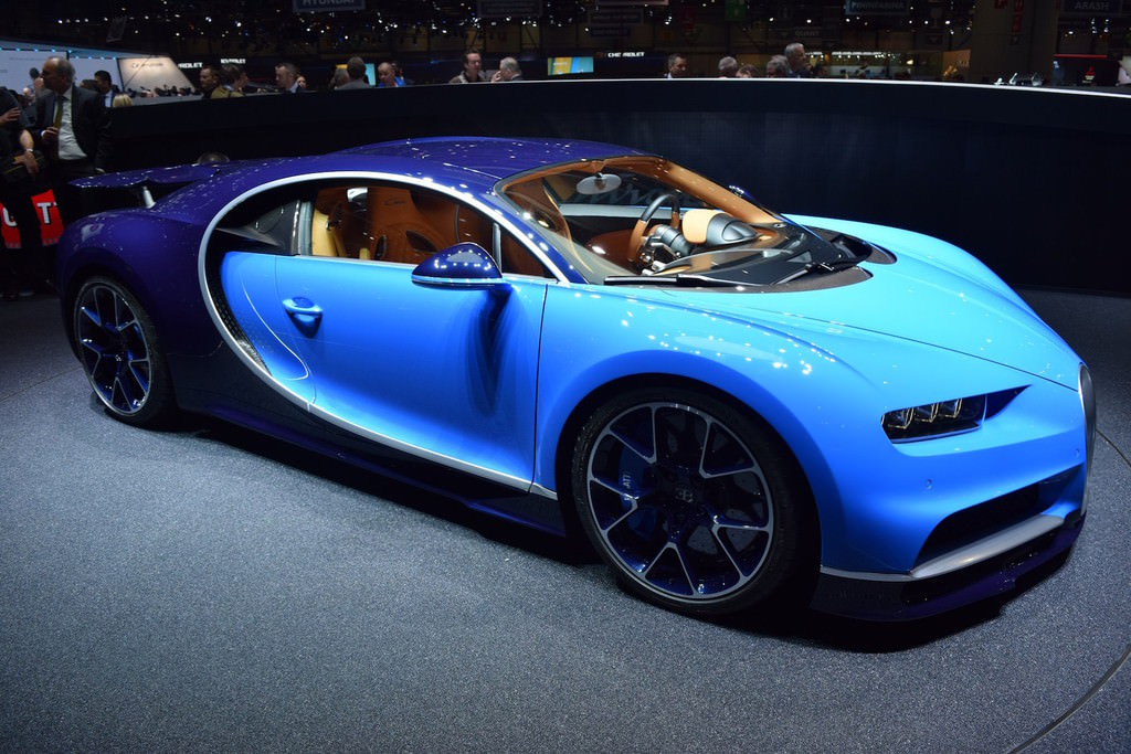 Bugatti Chiron Cenevre’nin Yıldızı