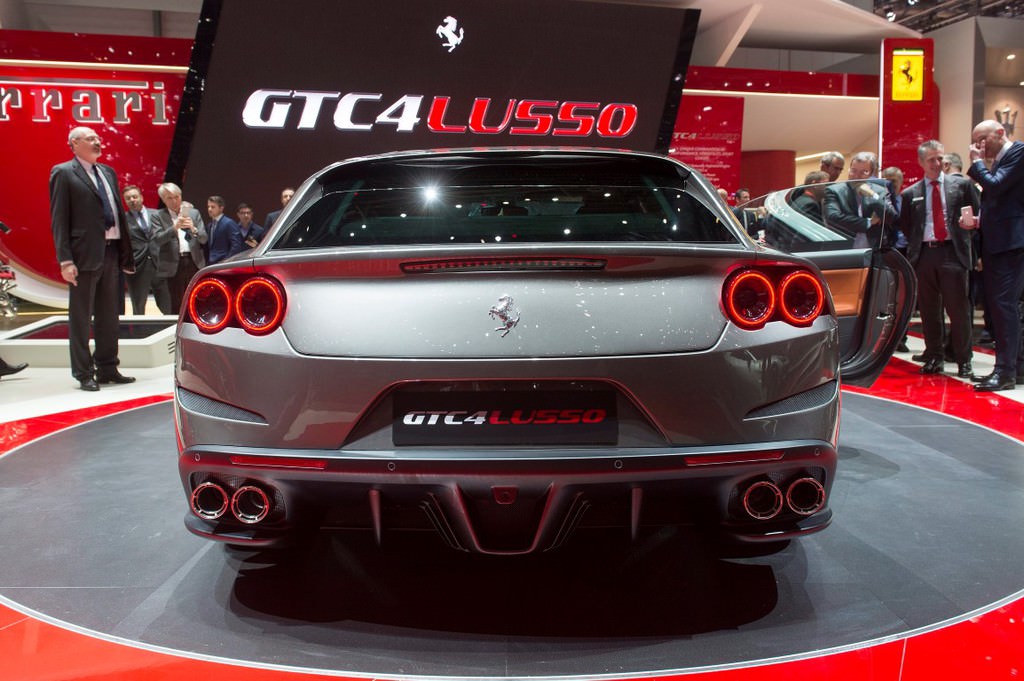 2016 Cenevre Otomobil Fuarı'ndan Görüntüler