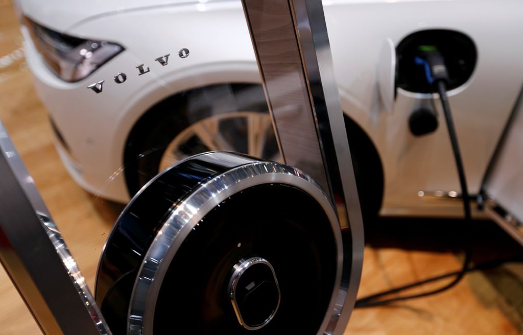 2016 Cenevre Otomobil Fuarı'ndan Görüntüler