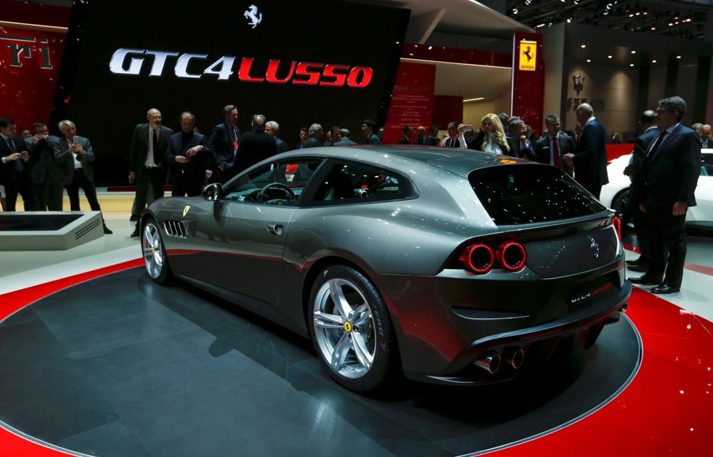 2016 Cenevre Otomobil Fuarı'ndan Görüntüler