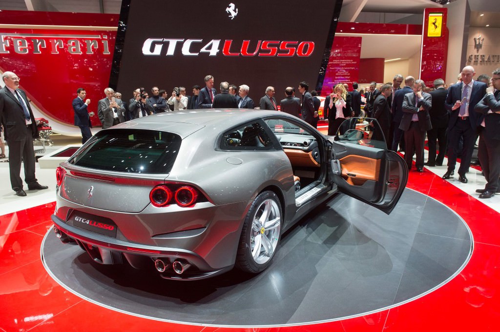 2016 Cenevre Otomobil Fuarı'ndan Görüntüler