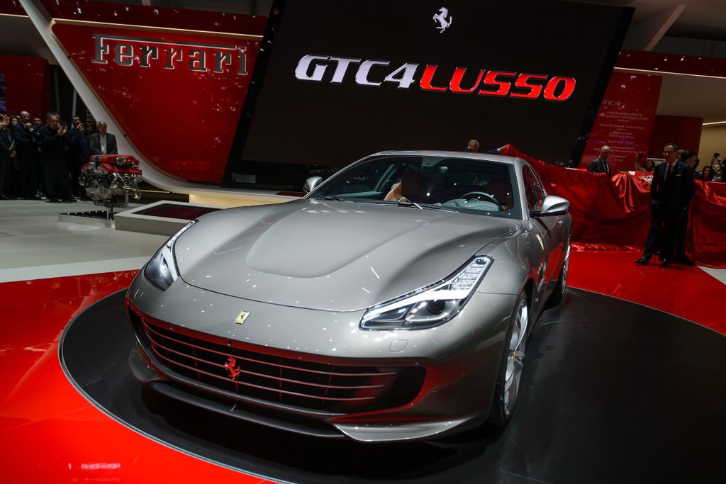 2016 Cenevre Otomobil Fuarı'ndan Görüntüler