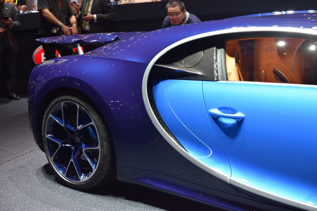 Bugatti Chiron Cenevre’nin Yıldızı