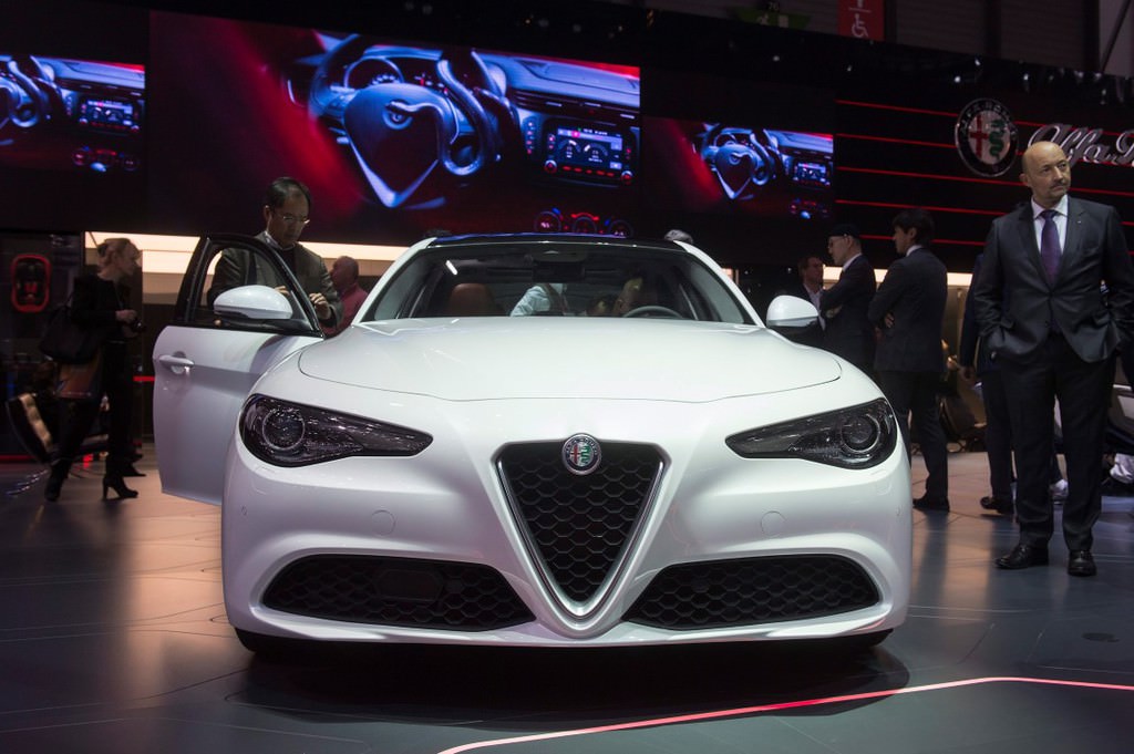 2016 Cenevre Otomobil Fuarı'ndan Görüntüler