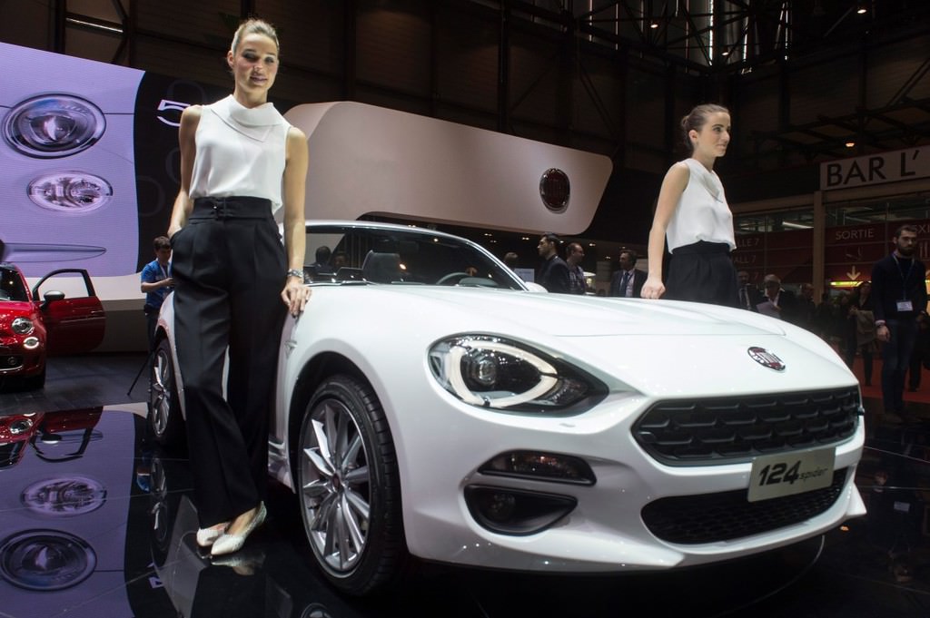 2016 Cenevre Otomobil Fuarı'ndan Görüntüler